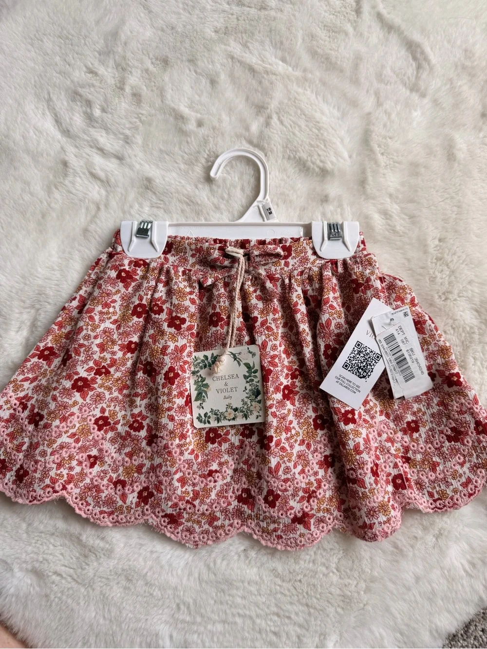 Chelsea & Violet Red and Pink Floral Scalloped Hem Skater Skirt